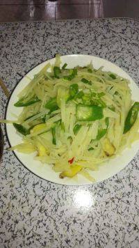 家常菜青椒土豆丝