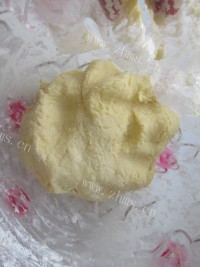 自制黄桃蛋挞做法图解6)