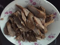 美味的卤猪舌