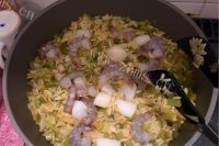 色香味俱全的海鲜炒饭做法图解6)