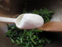 家常菜茼蒿炒豆腐做法图解6)