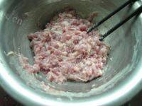 味道不错的鲅鱼饺子做法图解3)