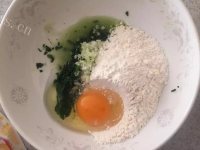 自制菠菜饼做法图解6)
