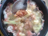 肉丸菠菜汤做法图解6)
