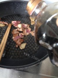 美味的干煽黄豆芽做法图解7)