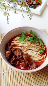 好吃不腻的家常牛肉面