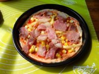 美味果腹的培根披萨做法图解5)