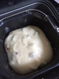 清爽可口的葡萄干面包做法图解12)