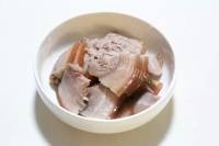 家常菜尖椒回锅肉做法图解3)