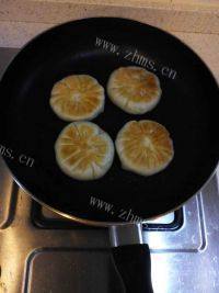 美味猪肉韭菜馅饼做法图解10)