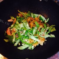 家常菜青椒榨菜肉丝做法图解4)
