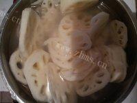 简单易做的糖醋藕片做法图解1)