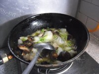 家常菜香菇白菜片做法图解10)