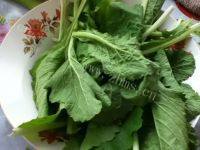 好吃的小白菜汆丸子做法图解2)