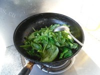 美味的蒜蓉菜心做法图解8)