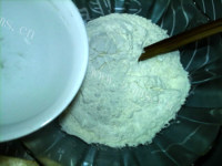 家常椒盐葱香手抓饼做法图解2)