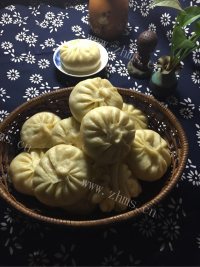 美味的白菜肉包