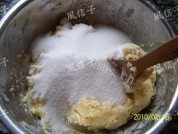 美味的巧克力椰丝麦芬做法图解6)