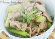 可口的芹菜炒牛肉做法图解8)