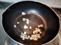 营养丰富的炒藕片做法图解2)
