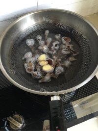 好吃的腊鸡山药汤做法图解1)