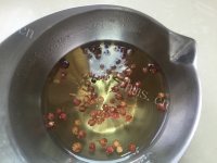 香气浓郁的羊肉胡萝卜包子做法图解3)