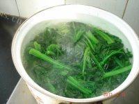 下酒菜菠菜拌花生米做法图解6)