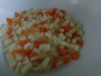 家常菜孜然土豆丁做法图解6)