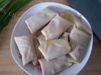 芳香四溢的海鲜百叶包做法图解6)