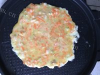 家常宝宝鸡蛋饼做法图解5)