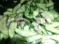 家常菜猪肉炒青瓜做法图解8)