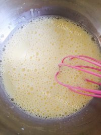 自制抹茶冰激凌做法图解3)