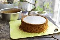 色泽鲜亮的原味戚风蛋糕