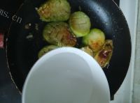 简单的煎茄子做法图解7)