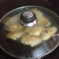 美味的盐煎鸡翅做法图解4)