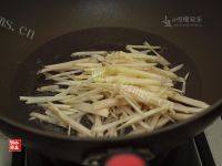 美味的子姜焖鸭做法图解7)