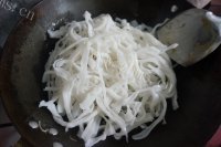 美味的蛋炒河粉做法图解10)