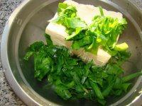 「DIY美食」松花蛋拌豆腐做法图解4)