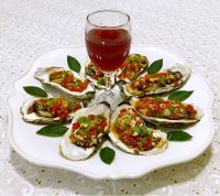 好吃的蒜蓉彩椒烤牡蛎做法图解11)