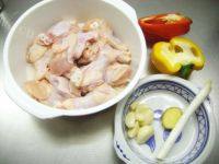酥嫩香辣鸡块做法图解1)
