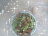 家常鸡腿炖豆角做法图解5)