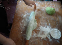 家常自制菠菜手擀面的做法图解十四