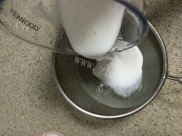 家常菜杏仁豆腐做法图解3)