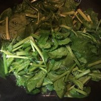 凉拌菠菜做法图解4)