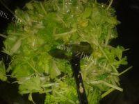 香味四溢的芹菜炒瘦肉做法图解9)