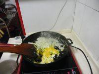 自己做的韭菜蛋炒饭做法图解8)