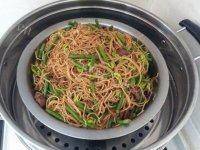 十分诱人的豆角卤面