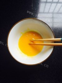 自制焦糖布丁做法图解6)
