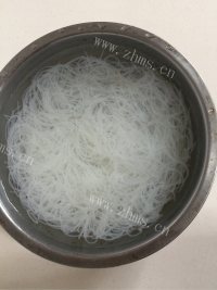 美味的蒜蓉开背虾做法图解1)