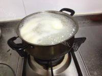「DIY美食」小米粥做法图解4)
